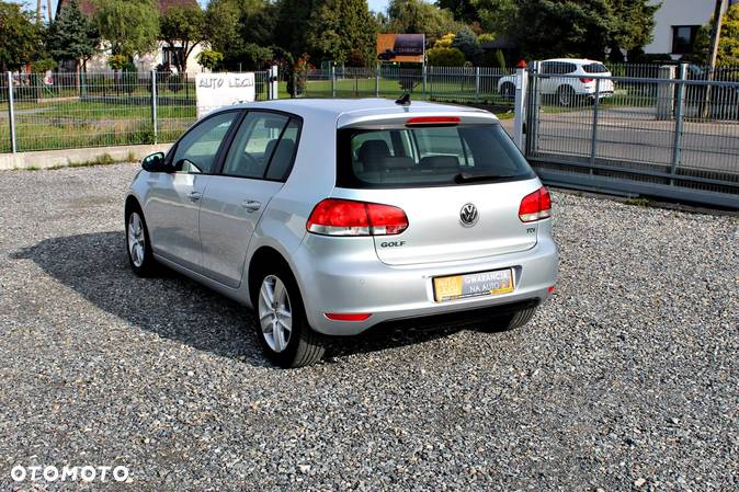 Volkswagen Golf 2.0 TDI DPF Comfortline - 4