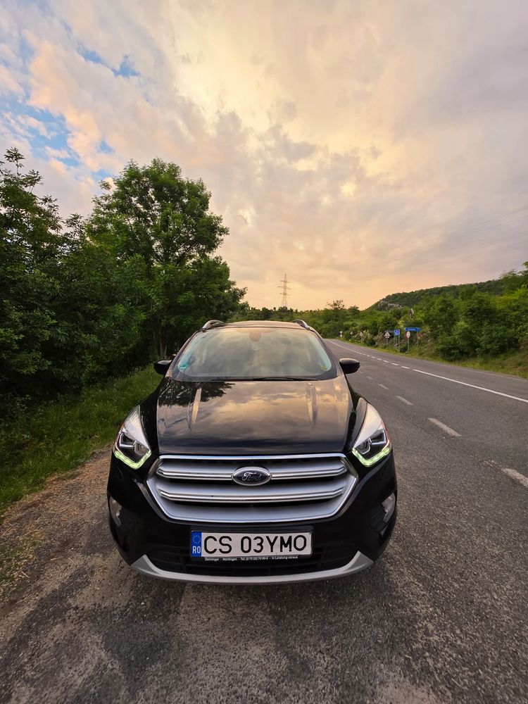 Ford Kuga II [2012 - 2019] 1.5 EcoBoost 2WD Titanium 2017