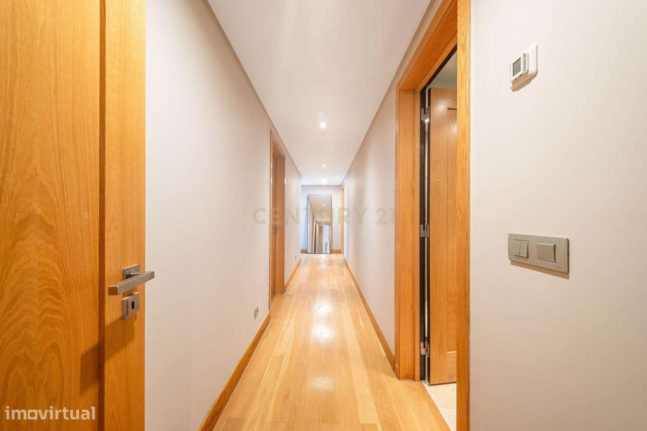 Apartamento T4 | Condomínio Quinta da Condessa | Frente de Mar-11