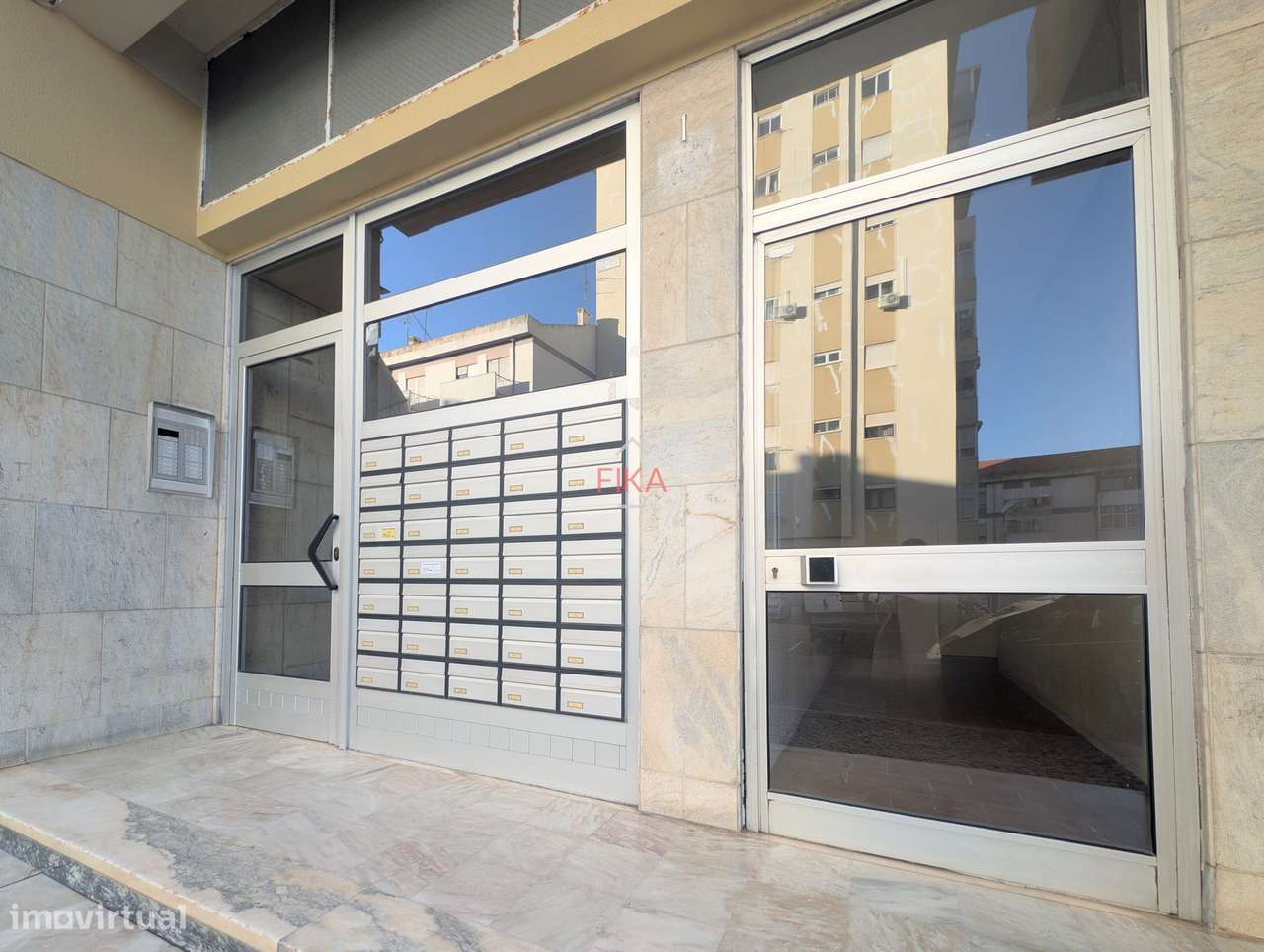 T3 com 4 varandas nas Paivas-27