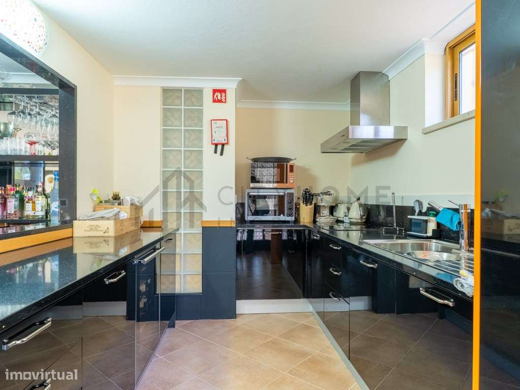 Moradia T5 contemporânea com Piscina e vista Mar na Galé em Albufeira-34