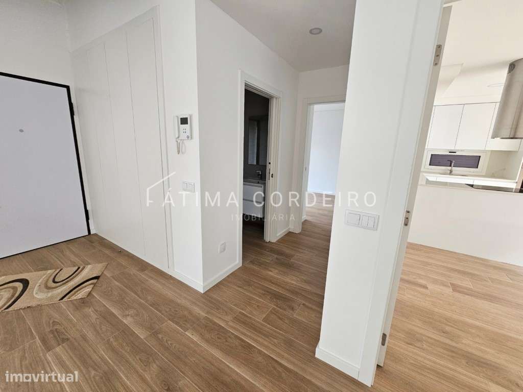 Moradia T4 na Quinta da Charnequinha em fase de construção, com tér... - Grande imagem: 4/35