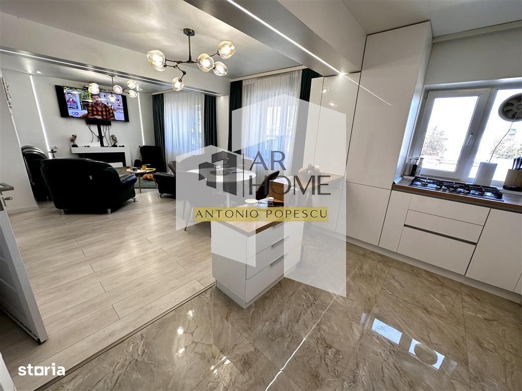 Vanzare apartament 4 camere, transformat in 3, Ploiesti, ultracentral