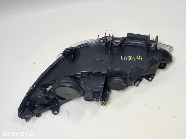 PEUGEOT 307 LIFT 05-07 PRZEDNIA LAMPA PRAWA EU - 6