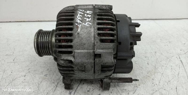 Alternador Volkswagen Passat Variant (3C5) - 4