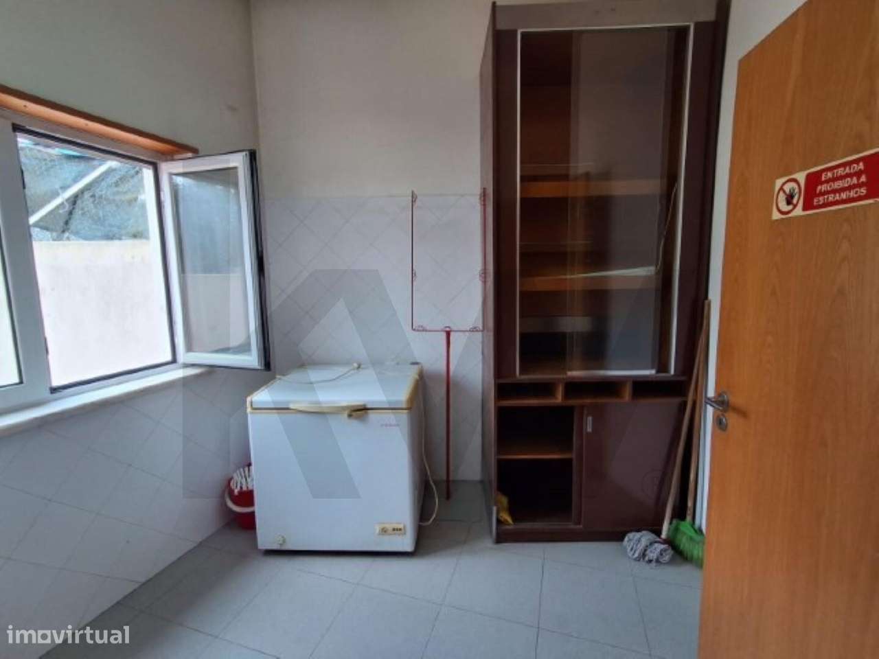 Loja para Venda em Ribamar-33