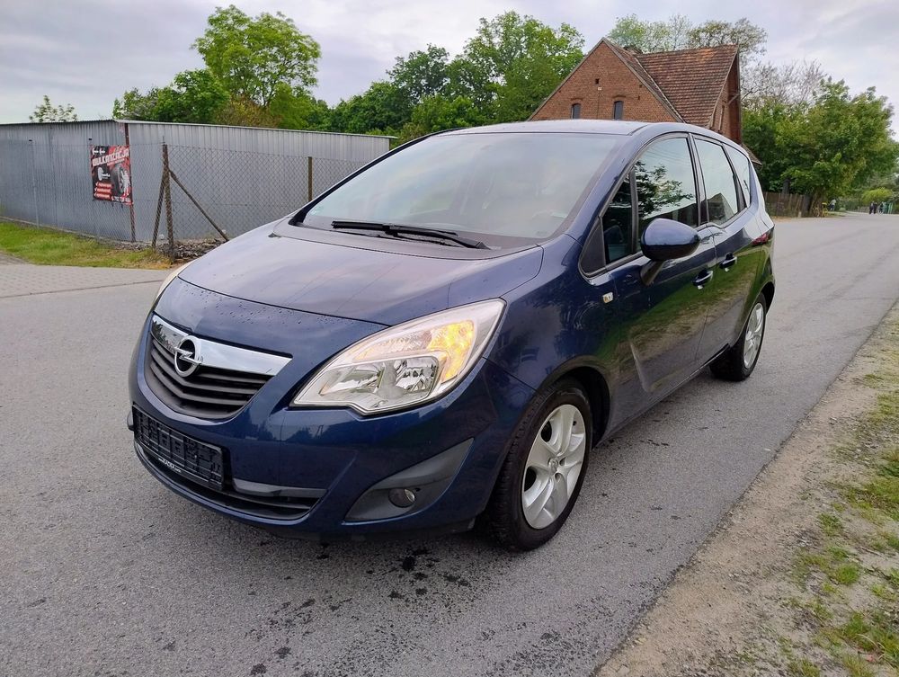 Opel Meriva II 1.4 Color Edition 2011