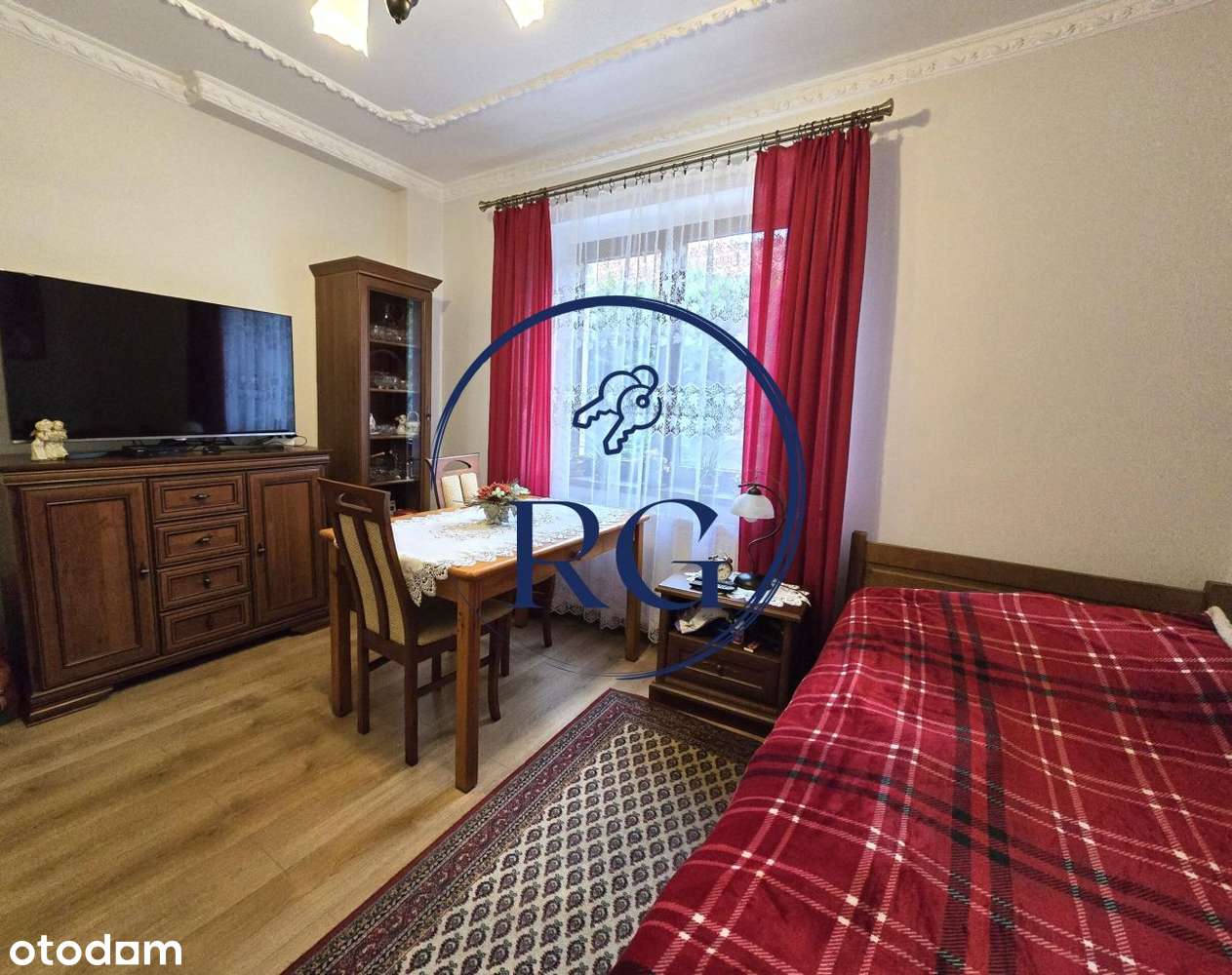 Ciekawa architektonicznie nieruchomość-4