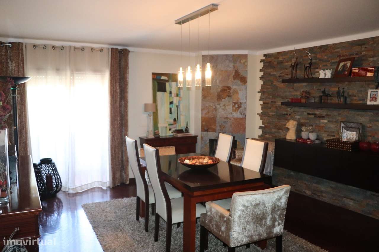 Moradia Geminada T3 Venda em Caldas de Vizela (São Miguel e São João),-18