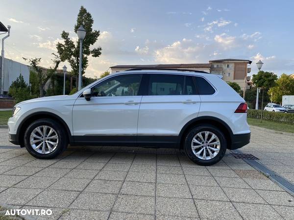 Volkswagen Tiguan - 5