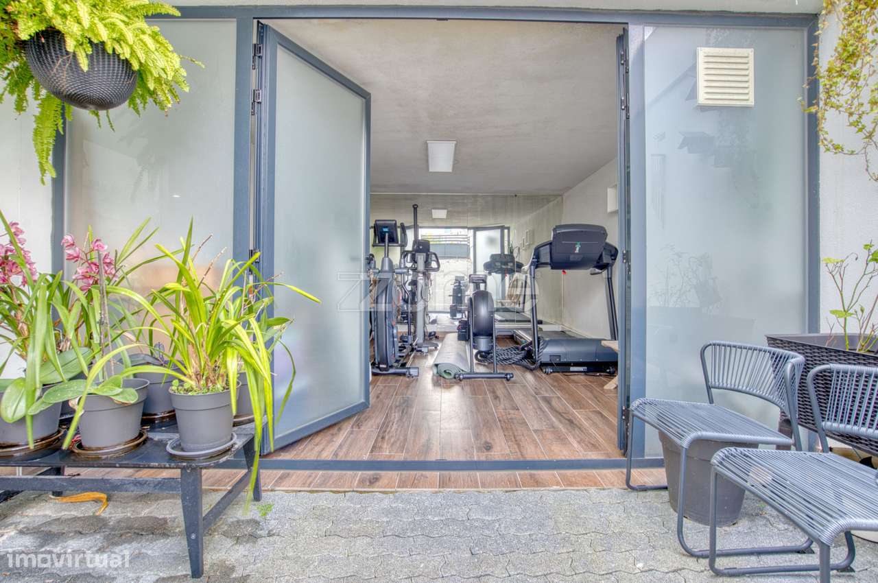 Moradia T4 com Jardim na Ramada-50