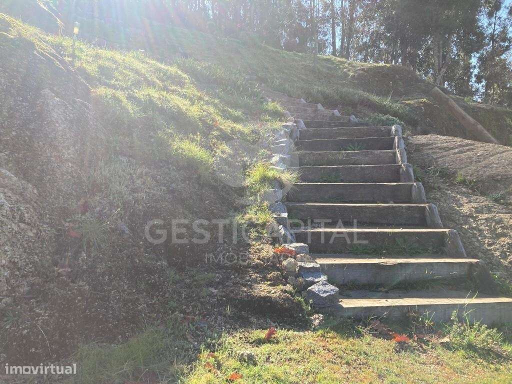 Oportunidade de Investimento: Moradia já com  Estrutura em Soalhães –-32