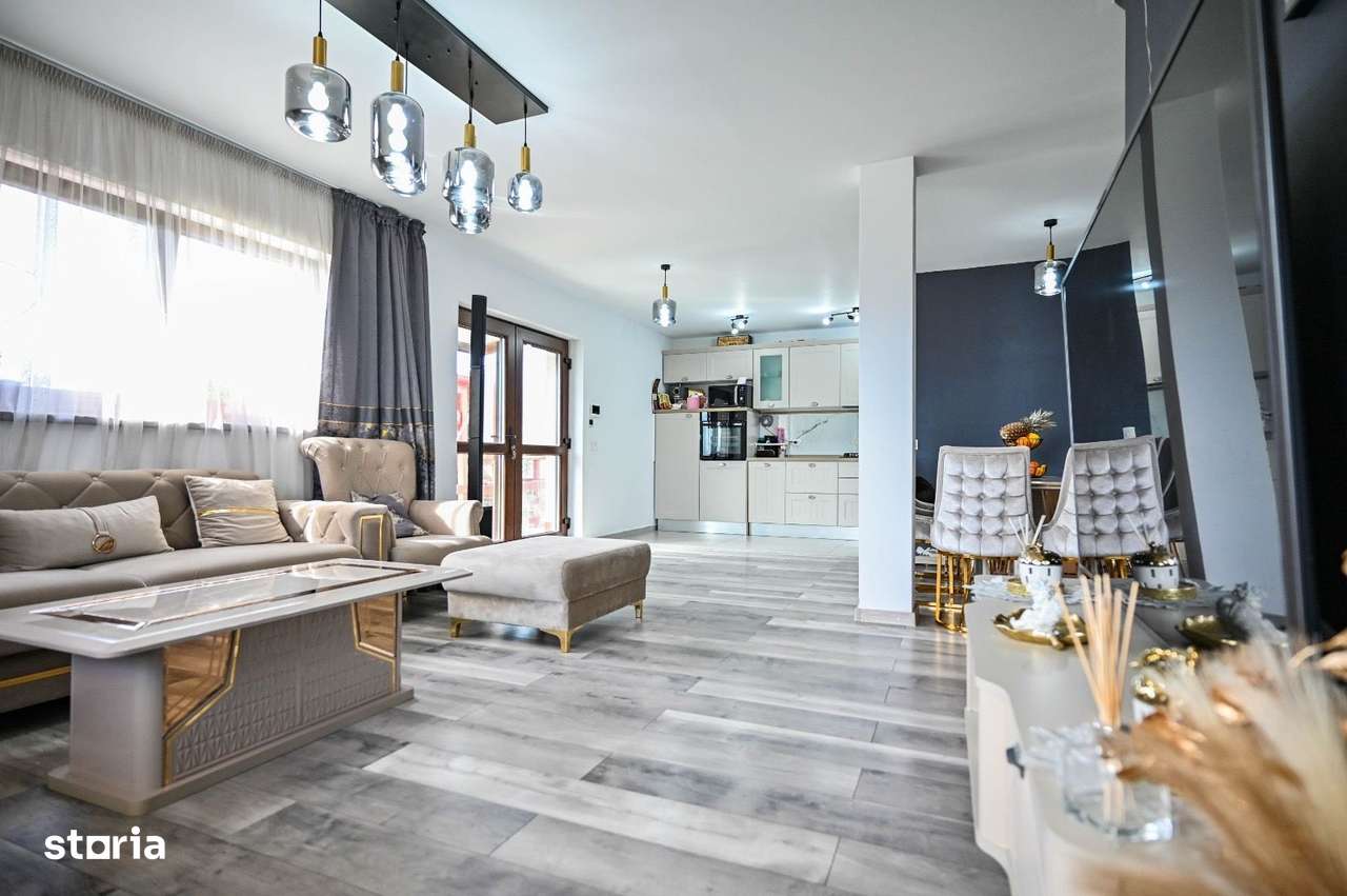 Casa individuală de vânzare Sânpetru, 5 camere, garaj, foișor, curte-3