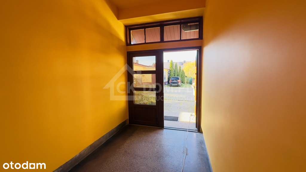 Kamienica w centrum Staszowa - bardzo dobry stan-7