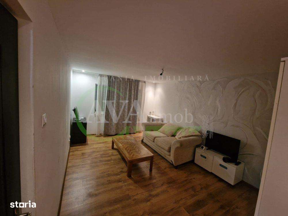 Apartament 3 camere decomandat zona Narcisa - Imagine principală: 2/8
