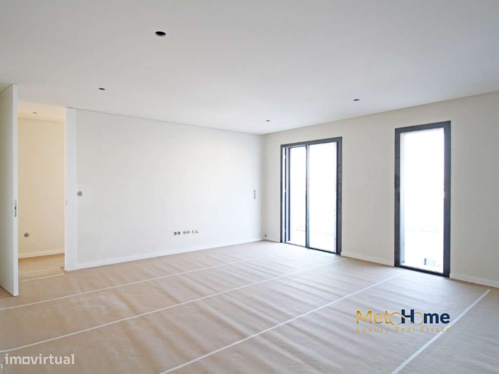 T3 com Terraço Novo - Último andar-8