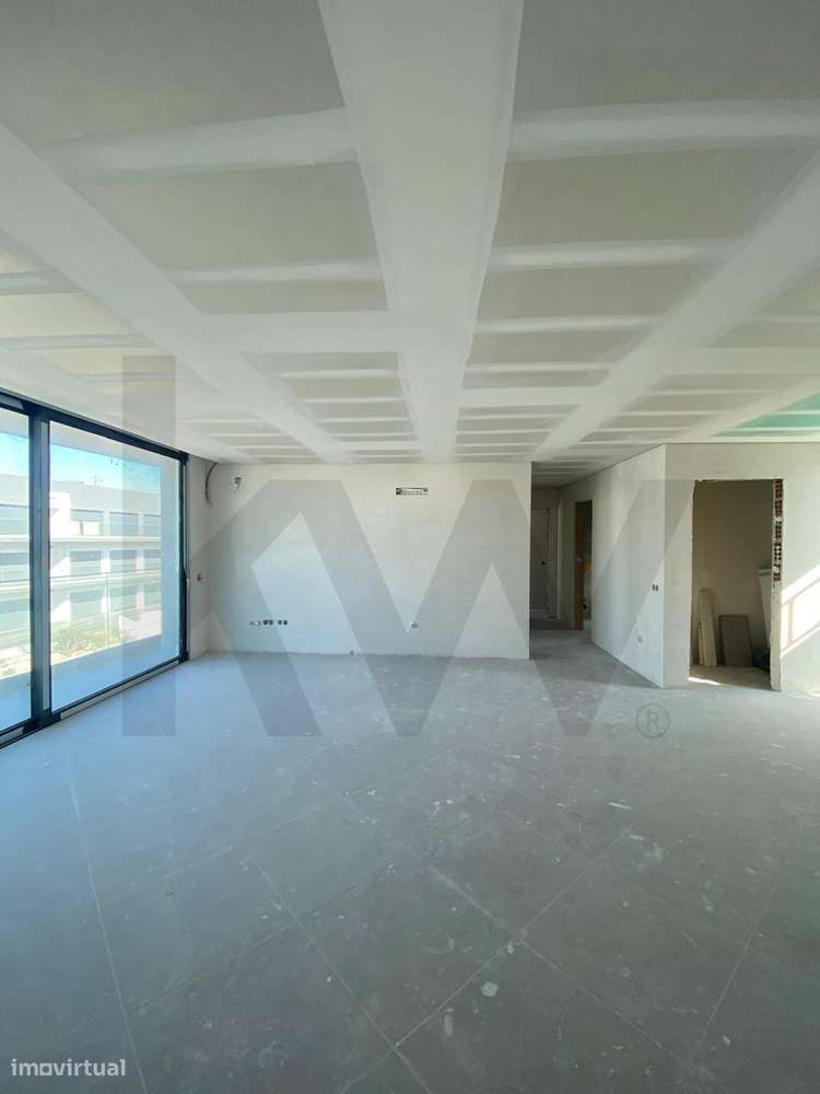 Pederneira | Nazaré :: Apartamento T2 com Piscina no Rooftop e vistas - Grande imagem: 2/40