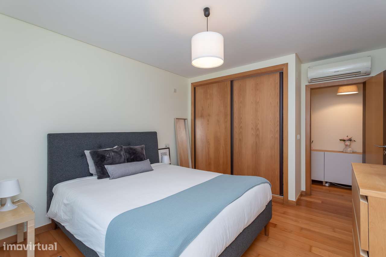 Apartamento T3 em Condomínio Privado – Abrunheira-8