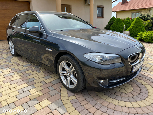 BMW Seria 5 528i Touring - 5