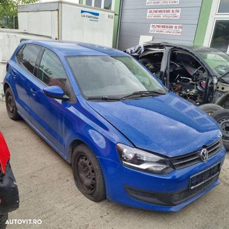 Dezmembrez Volkswagen Polo 6R 2011 1.4i CGGB - 1