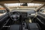 Mitsubishi Outlander 2.2 DI-D 4WD Invite - 31