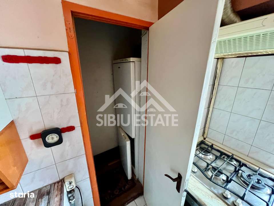 Apartament spatios cu 4 camere – zona Garii Mari, Sibiu-7