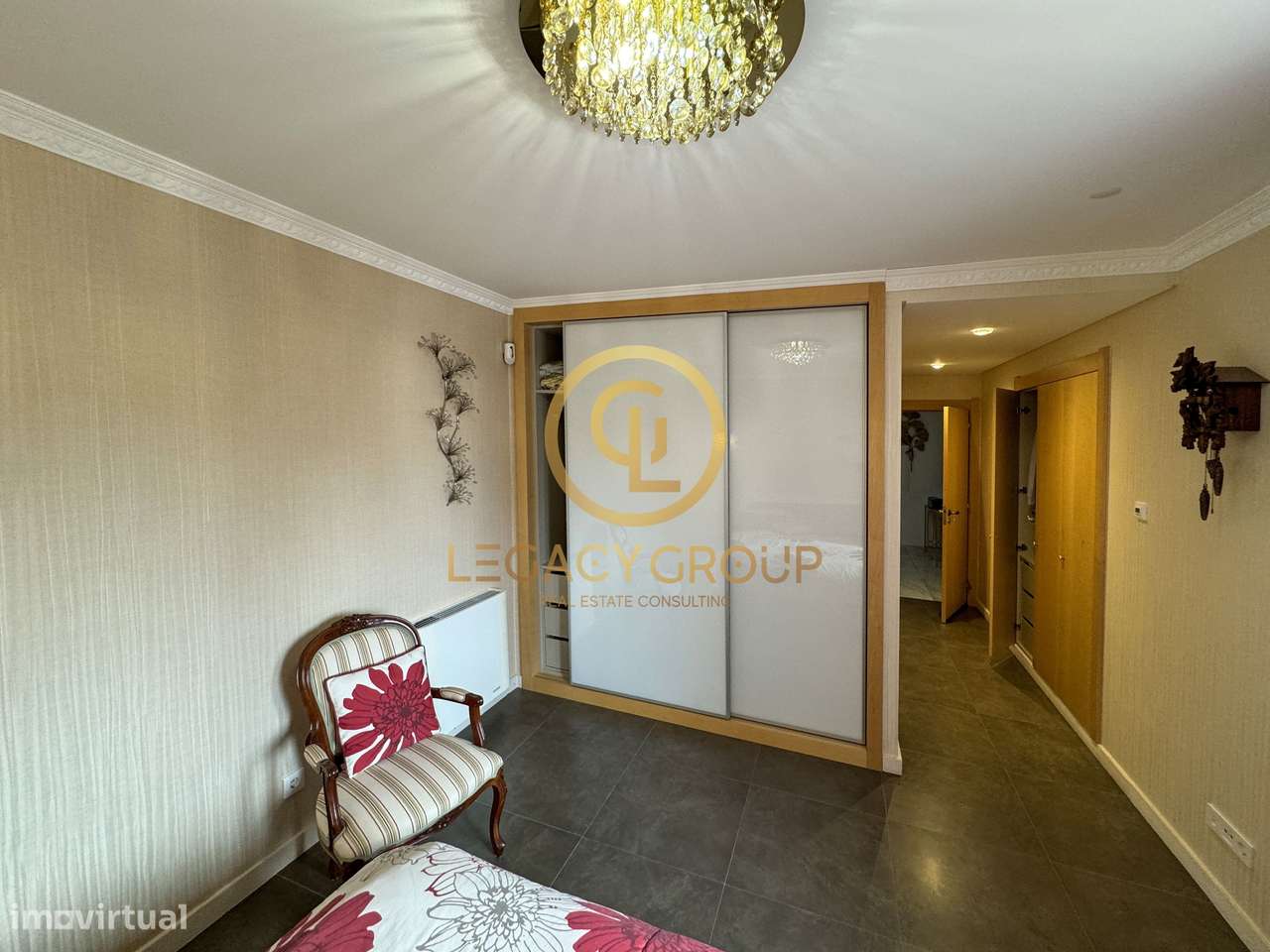 Maravilhosa Moradia em Banda T3+1 condomínio privado - Piscina - Grande imagem: 3/46