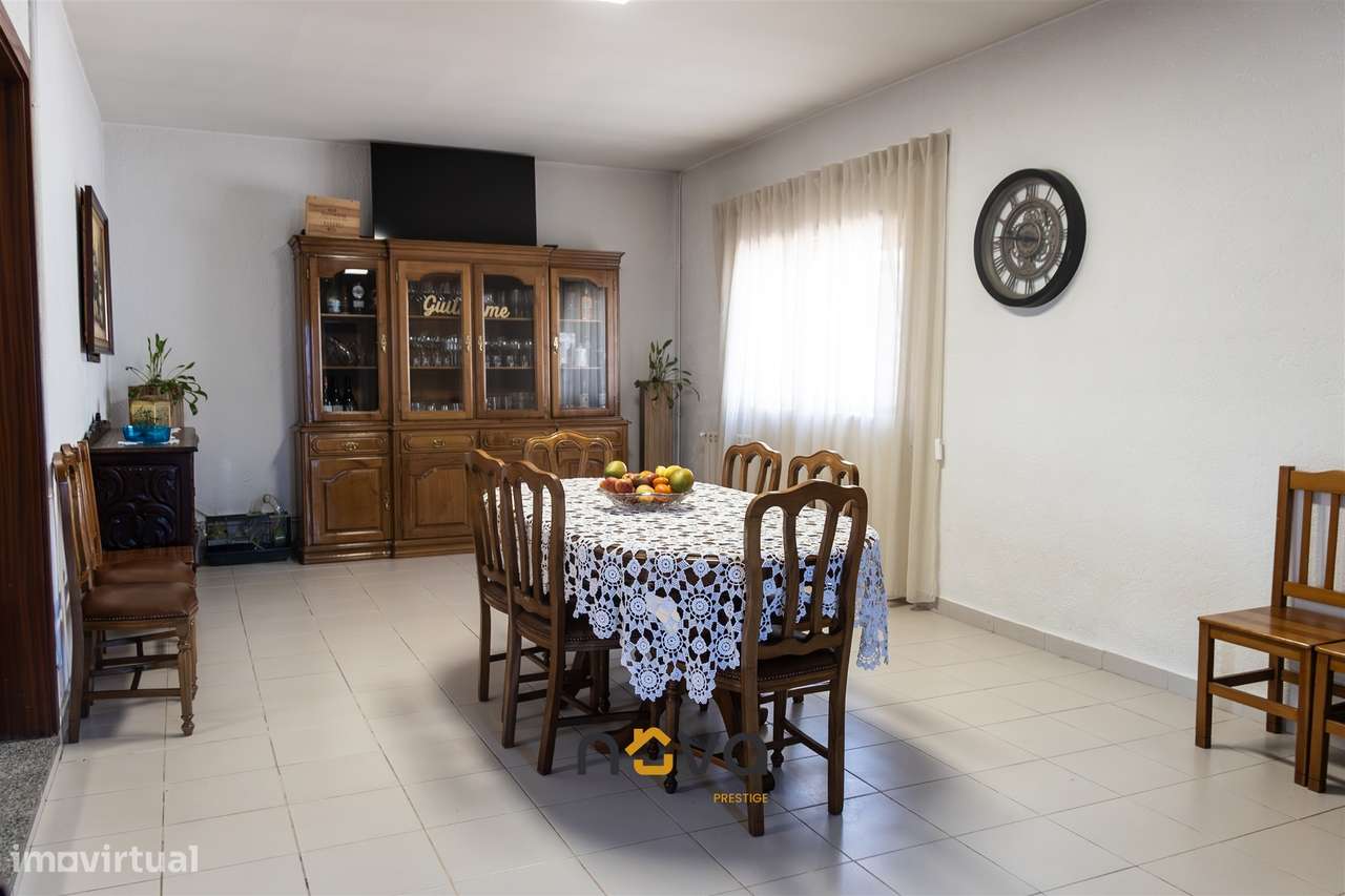 Moradia T4 em Mujães, Viana do Castelo-6