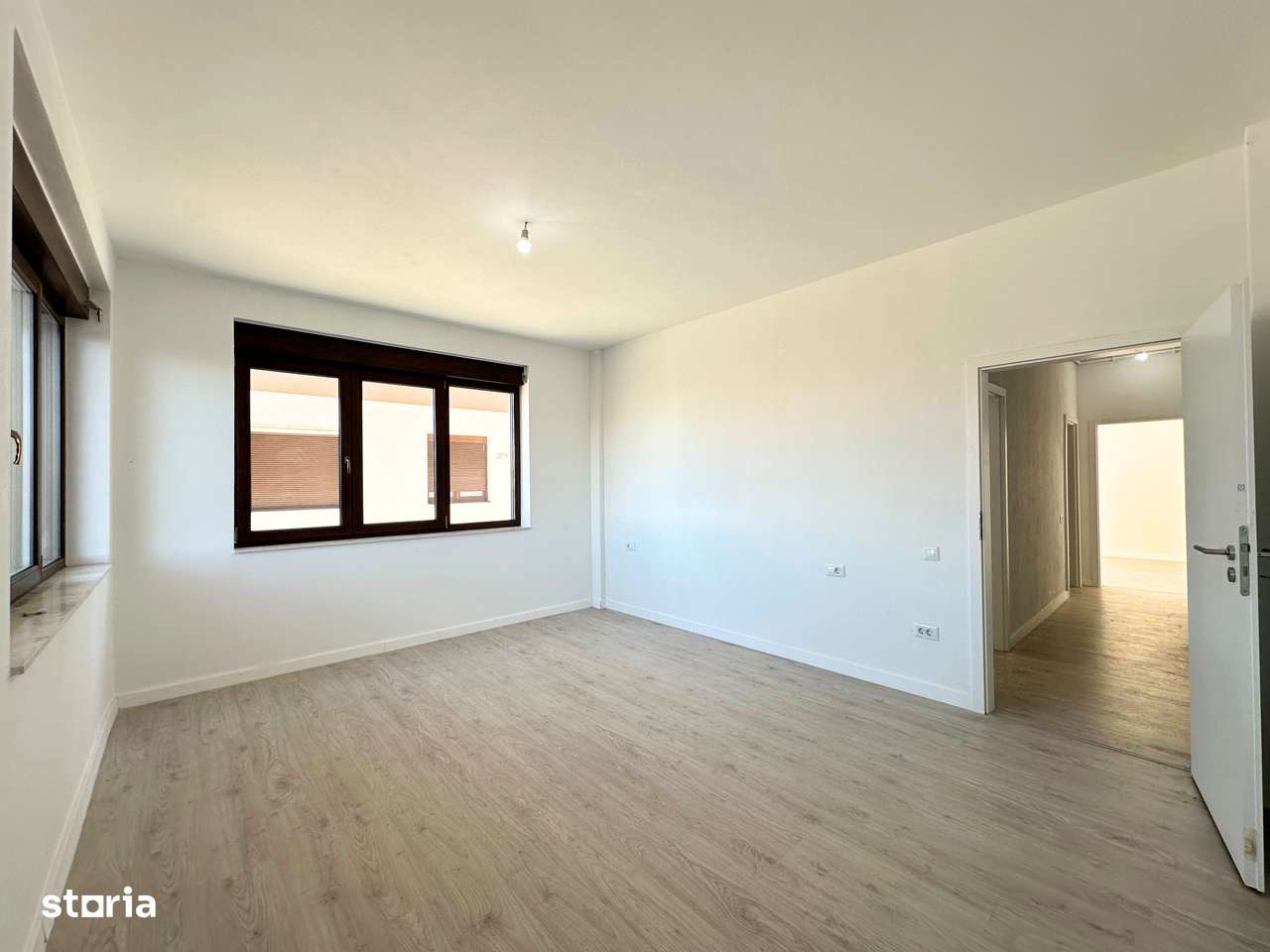 Apartament 2 camere 60 mp cu geam la baie lângă Paradisul Acvatic-2