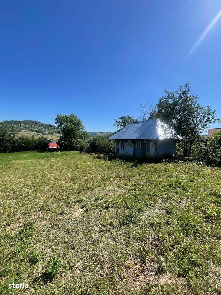 De vanzare casa batraneasca, Teren 1000 mp, 10.000 euro - Imagine principală: 4/7