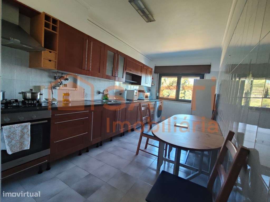 APARTAMENTO T2 MAIS ARRECADAÇÃO.-18