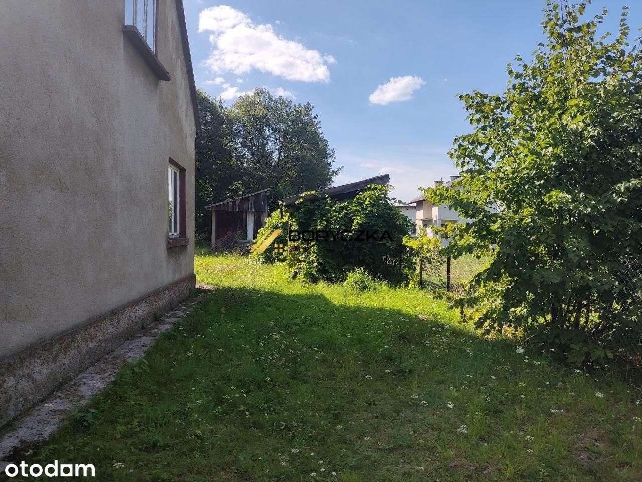 Dom Wał-Ruda, z własnym lasem; 0,68 ha.-17