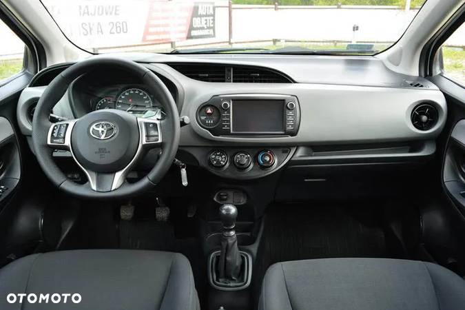 Toyota Yaris 1.5 Active - 13