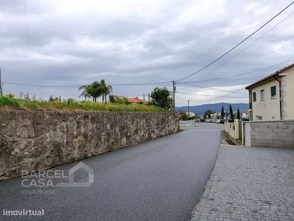 Terreno de construção em Carapeços - Barcelos - Grande imagem: 2/5