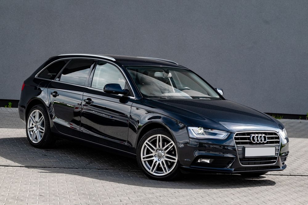 Audi A4 B8 2.0 TDI DPF Attraction 2013