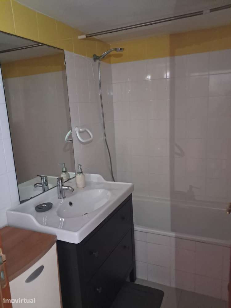 T3 c/130 mts2 Varandas, Garagem, Piscina e Arrecadação-7