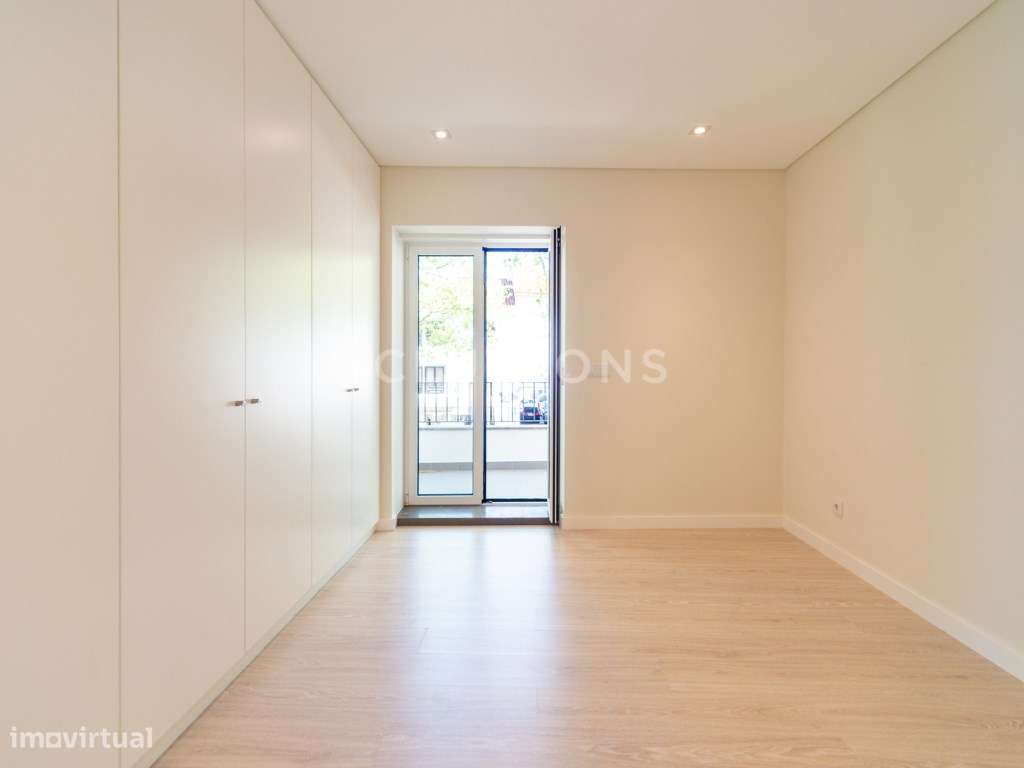 Apartamento T1, remodelado, estação de Cascais-13