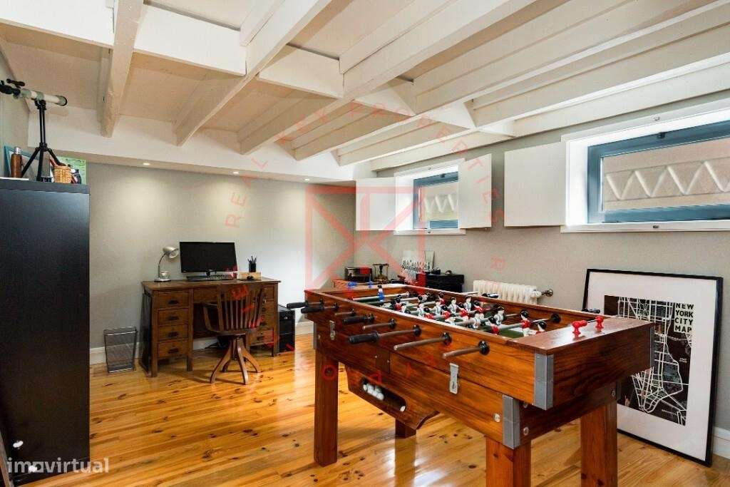 Moradia T4 situada na Boavista-3