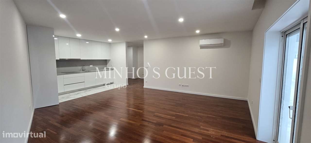 Apartamento T2 Totalmente Remodelado - Centro Histórico de Braga - Grande imagem: 3/18