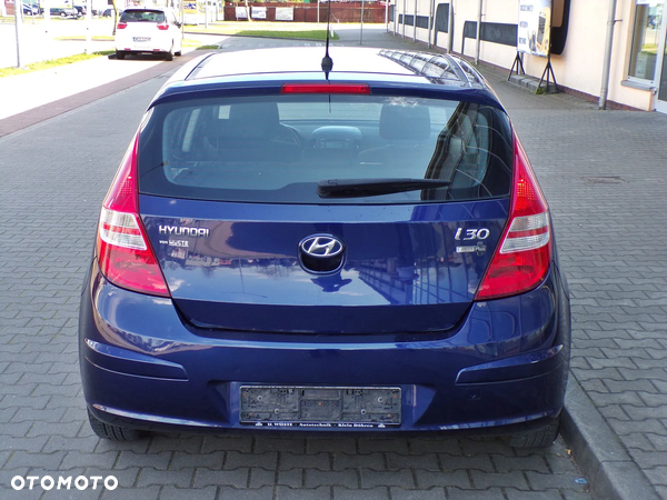 Hyundai I30 1.4 Classic + - 9