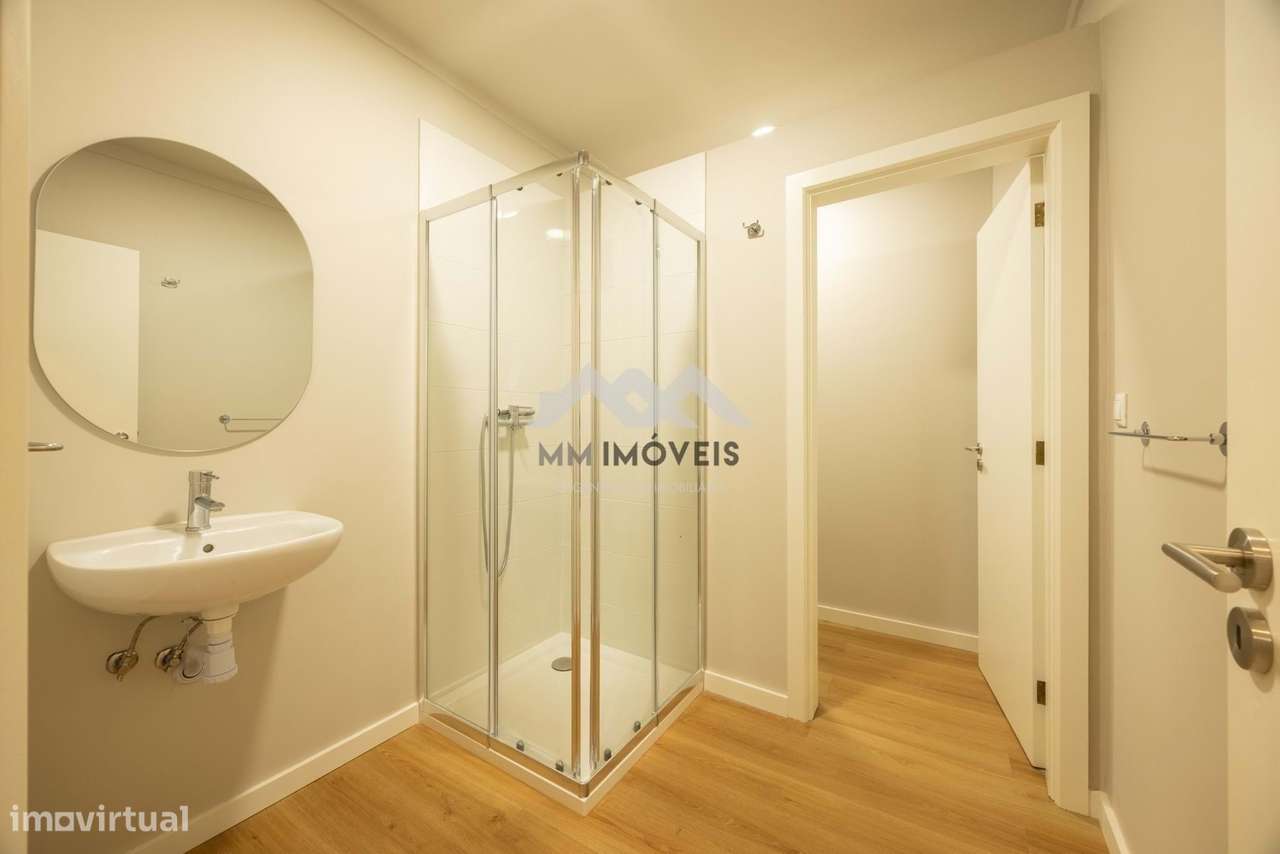 2 Lojas | Valongo | Fase Final de Legalização P/Habitação | Remodelada-10