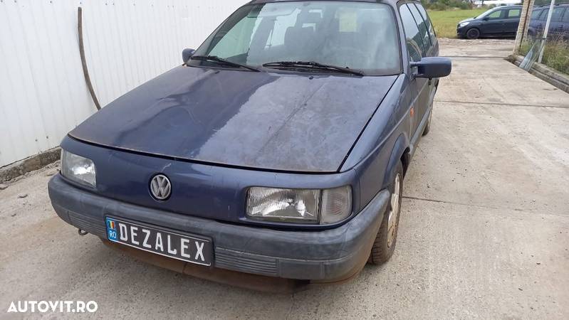 Dezmembrari VOLKSWAGEN PASSAT B3 1.8i - 2