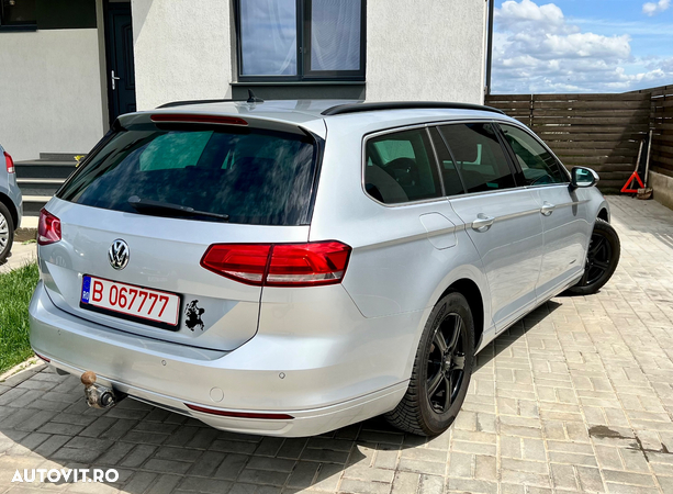 Volkswagen Passat Variant 2.0 TDI (BlueMotion Technology) Comfortline - 31