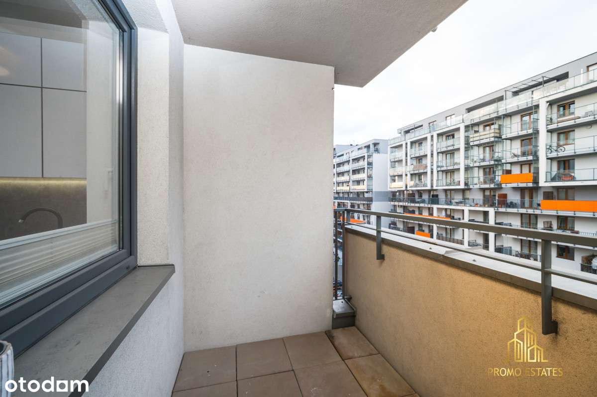 2 osobne pokoje + kuchnia, Przewóz, do wejścia-11