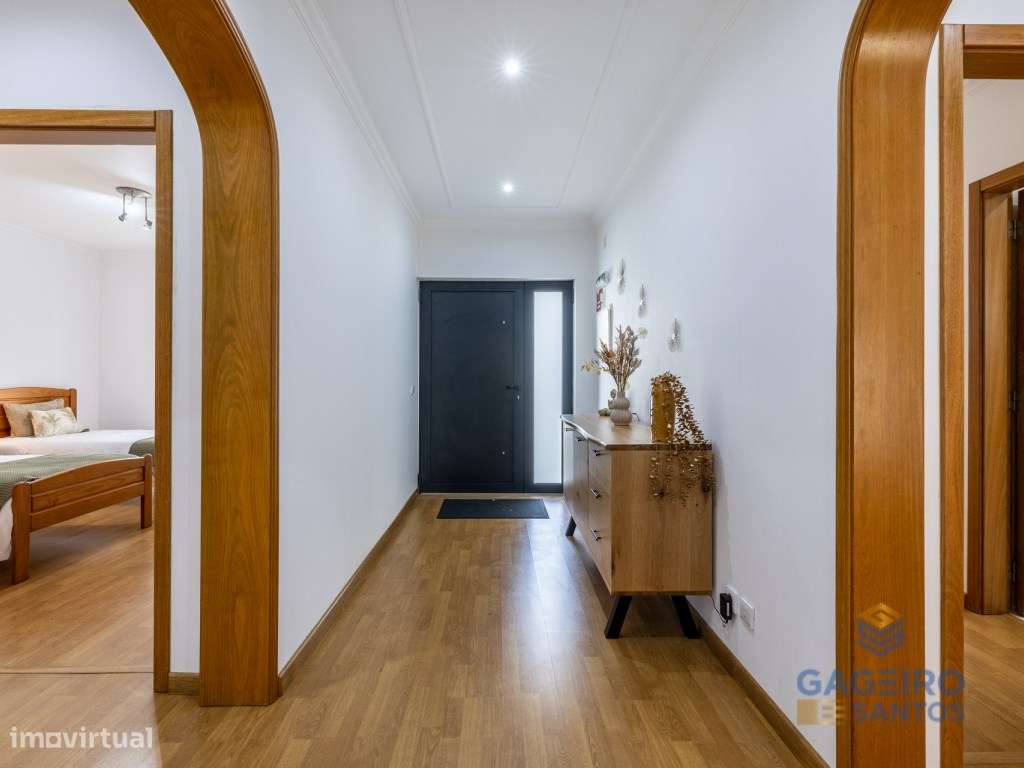 Moradia T3+3 Tradicional em Salir do Porto - A poucos minutos da praia - Grande imagem: 5/58