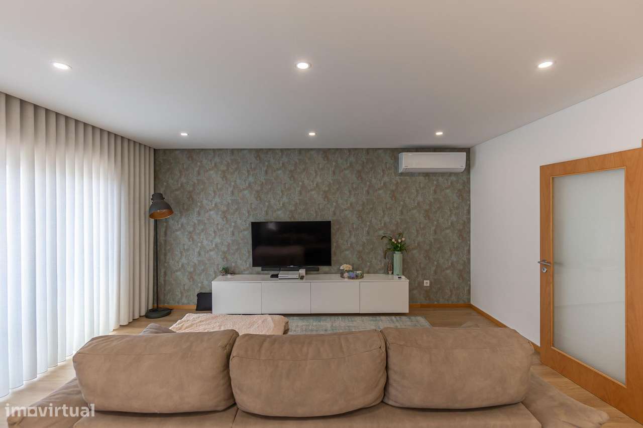 Moradia T3 em Lousada | Terraço e Garagem-39