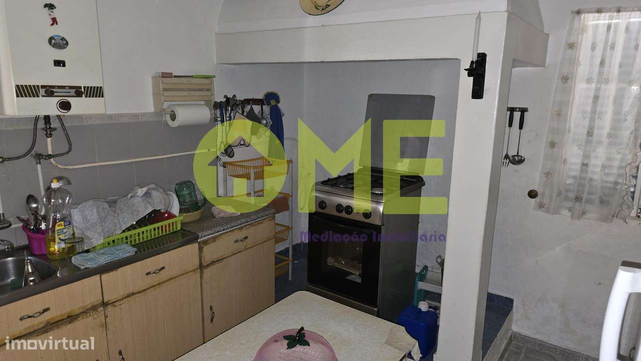 Casa Independente à Venda em Linhaceira - Grande imagem: 2/12