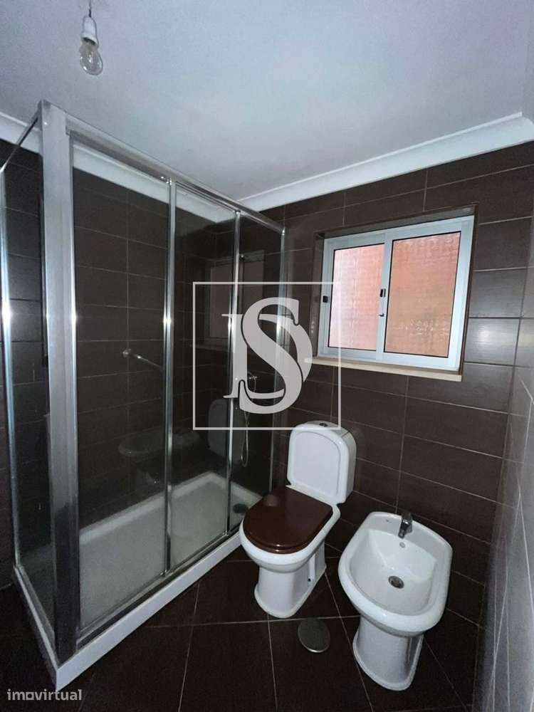 Moradia T3 - Comércio e Habitação - Bicas - Abrantes-29