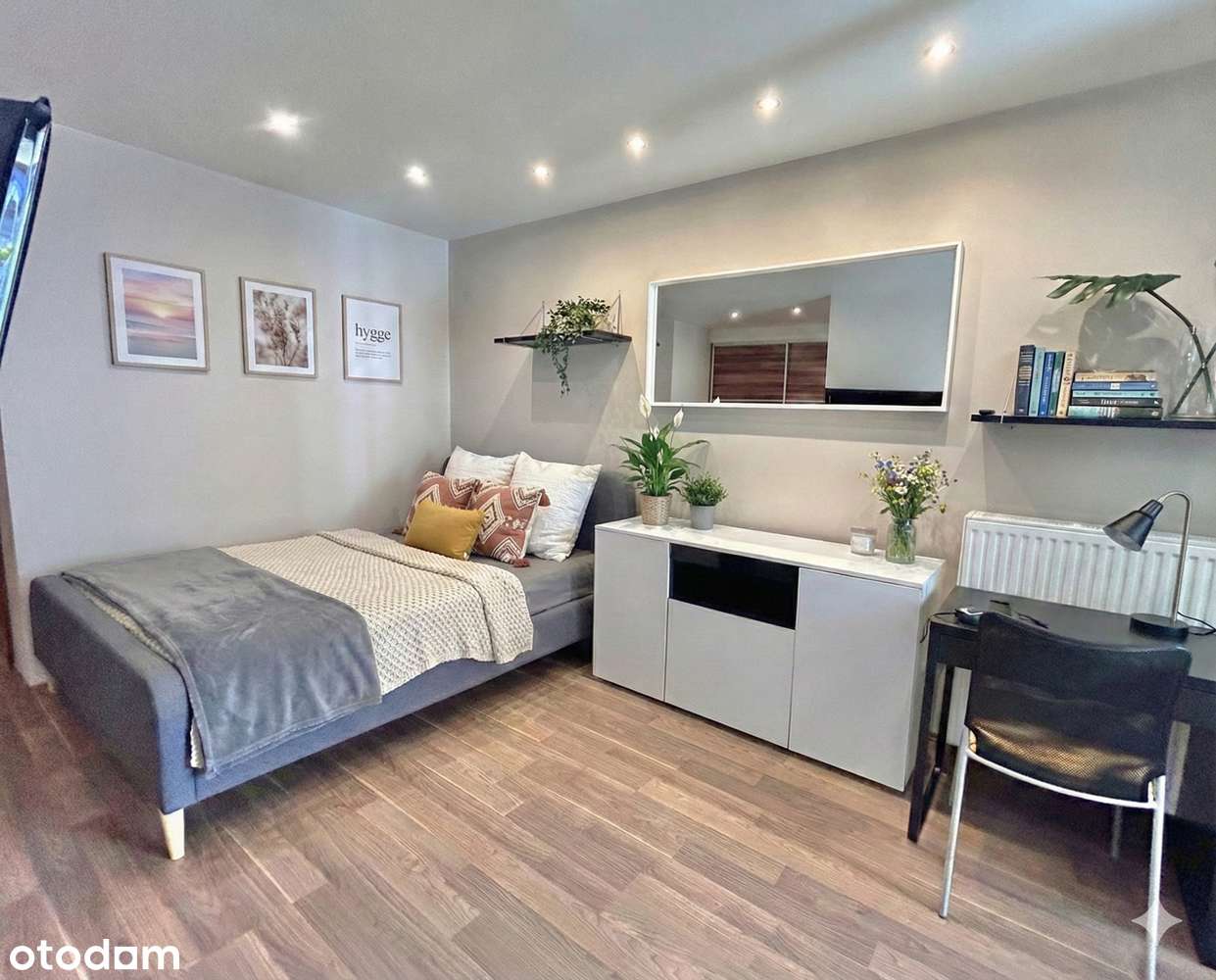 Gotowiec inwestycyjny przy A4/AOW | Idealna przystań biznesowa-0