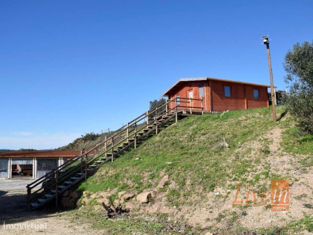 Moradia T2 com Terreno de 5200m2 em Vila Franca do Rosário - Grande imagem: 5/23